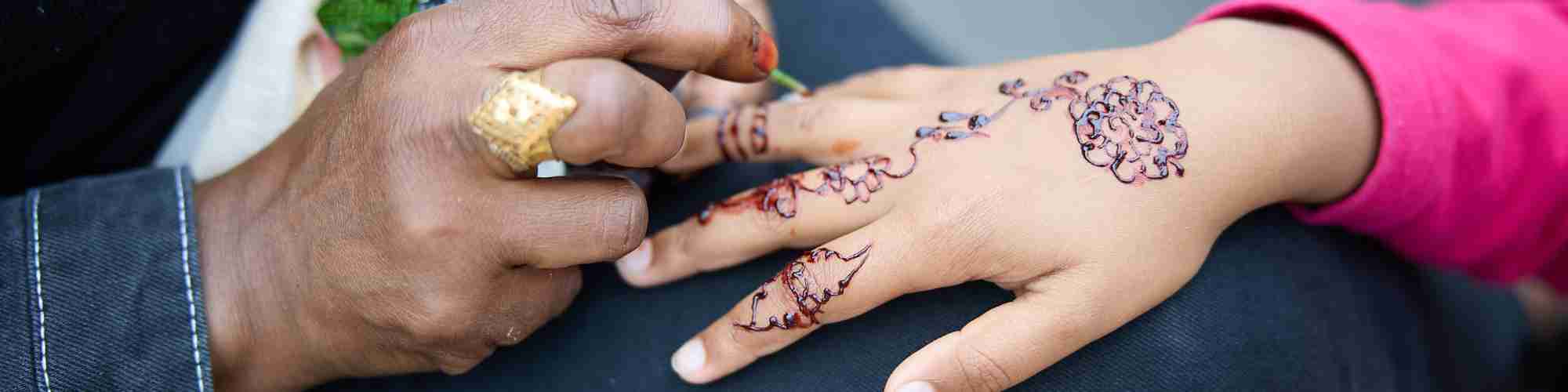 Alice Celebrates Eid 2023 henna tattoos
