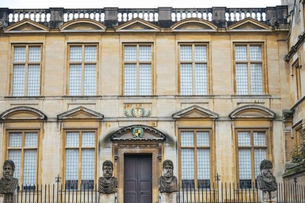 History of Science Museum Broad Street Entrance taken by Ian Wallman @ianwallman 800 x 840 px