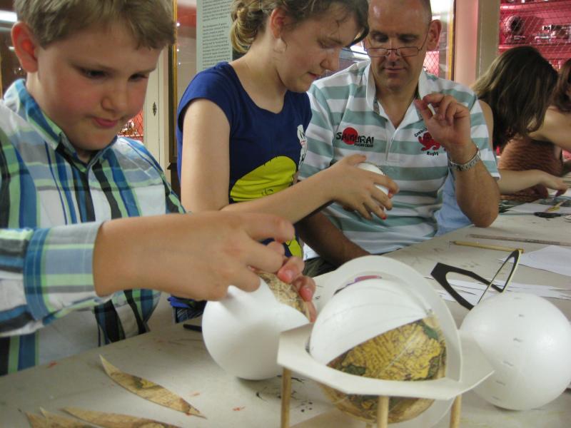 renaissance globe exhibition family workshop