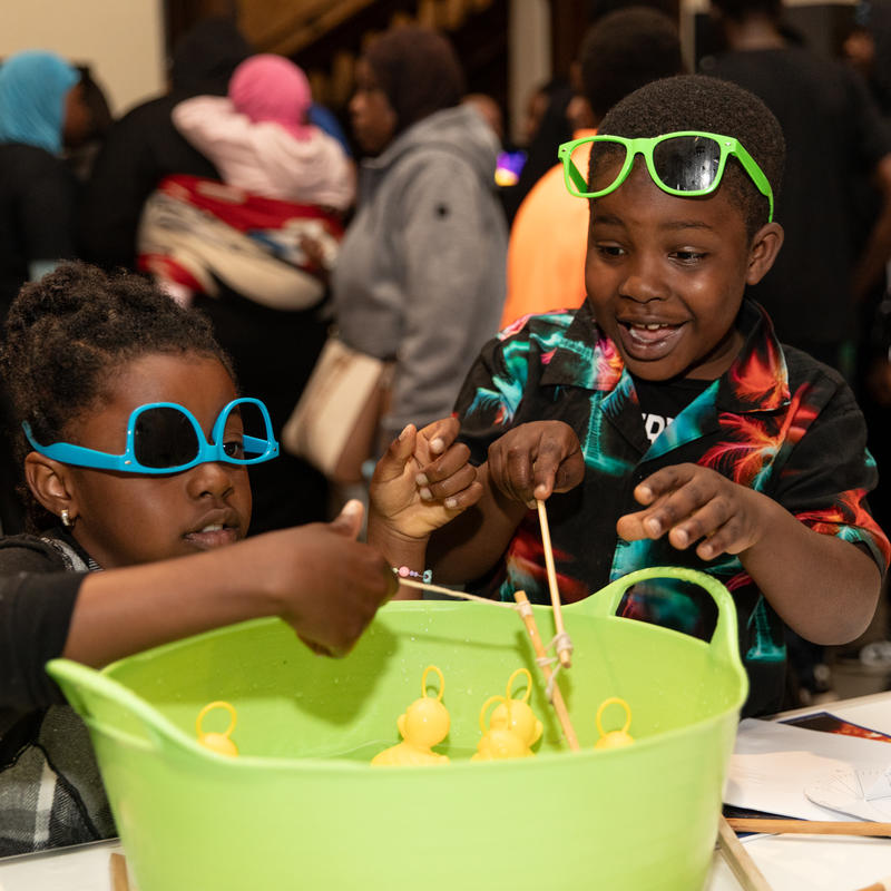 Young people exploring the human brain using mind-boggling spectacles